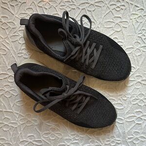 REEBOK WOMENS FABRIC SNEAKERS